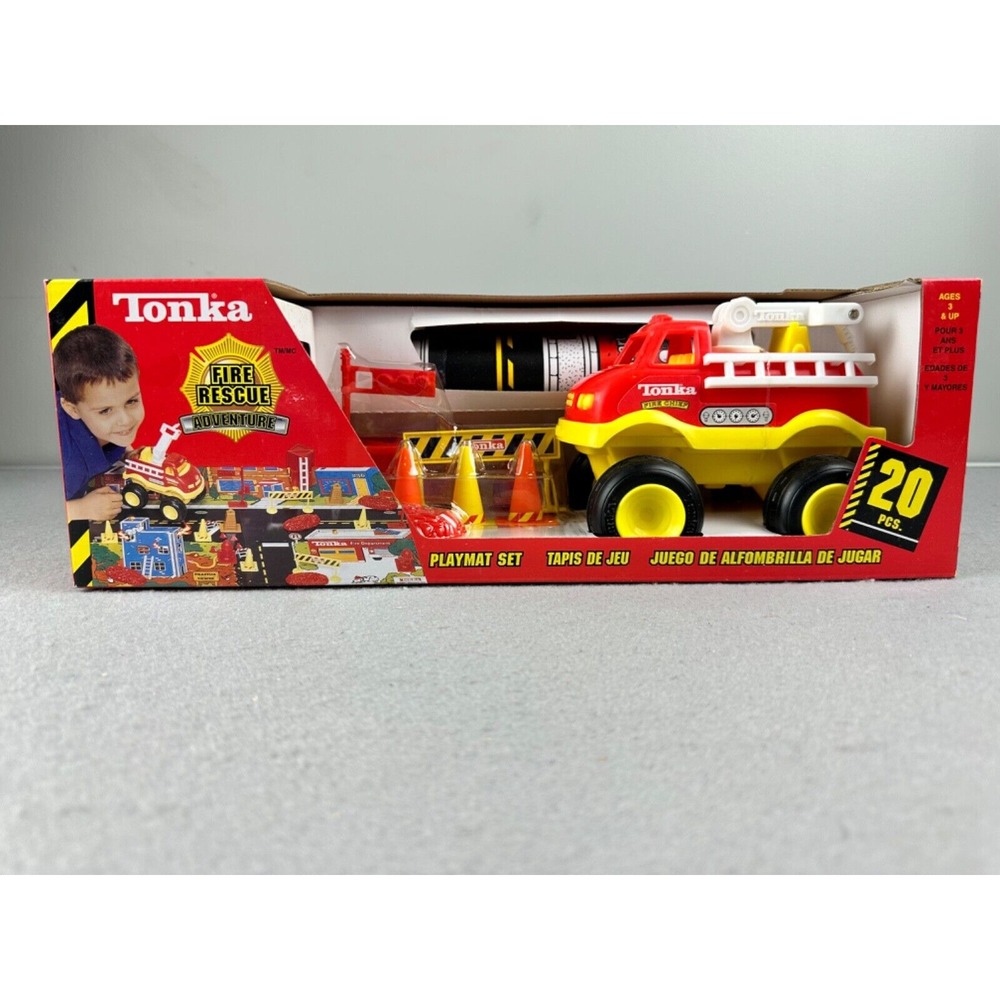 Tonka Fire‎ Rescue Vintage 2001 20 Piece Playmat Set Fire Truck Toy New In Box
